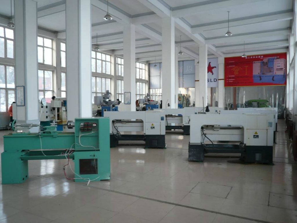 ֬����۰�����������